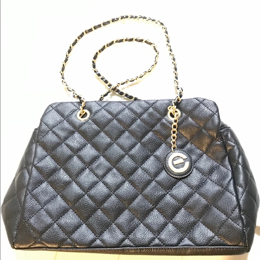 Elizabeth Grant Patent Leather purse